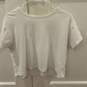 Lululemon White Cropped Tee